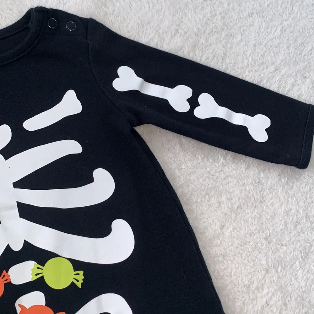 Carter's Black & White Skeleton Footie One Piece EUC Unisex Just One You 9M